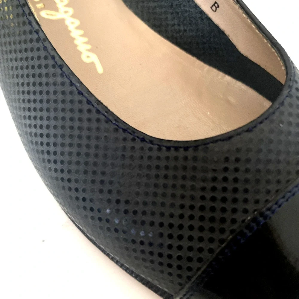 Salvatore Ferragamo Pump Black Textured Leather Almond Cap Toe Block Heel 5.5 B